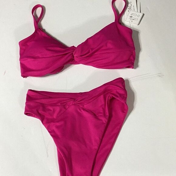 New. L*SPACE Pink D-cup bikini set. D-cup/small. Retails $209 - Picture 11 of 13